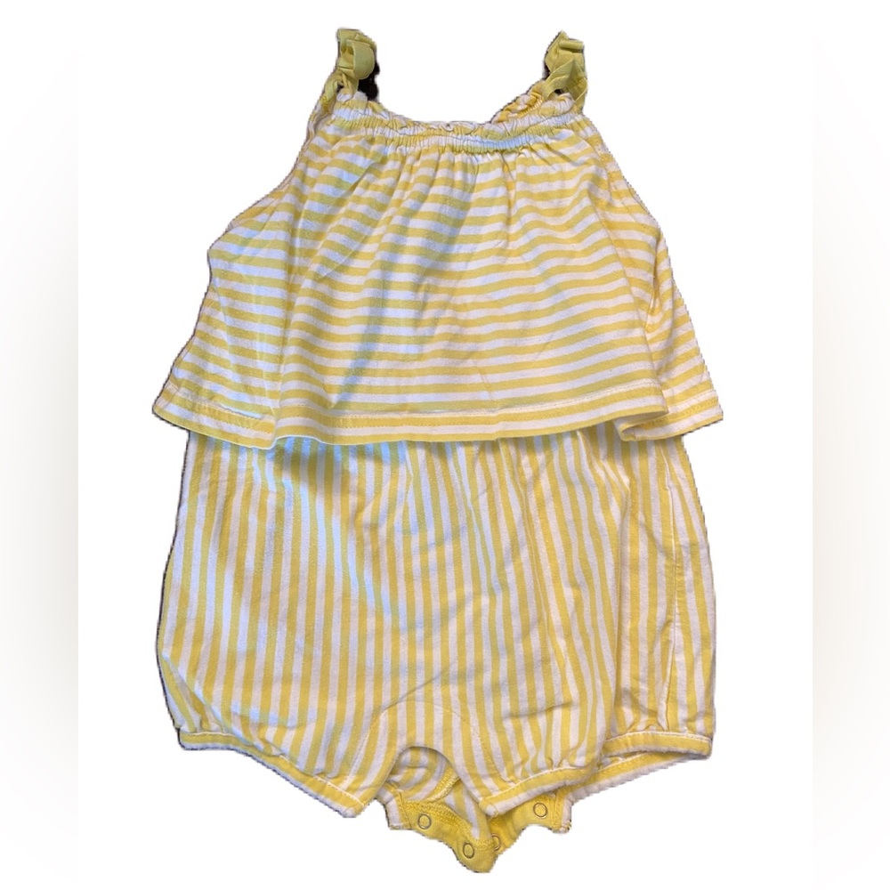 Baby Gap Romper - 6-12months